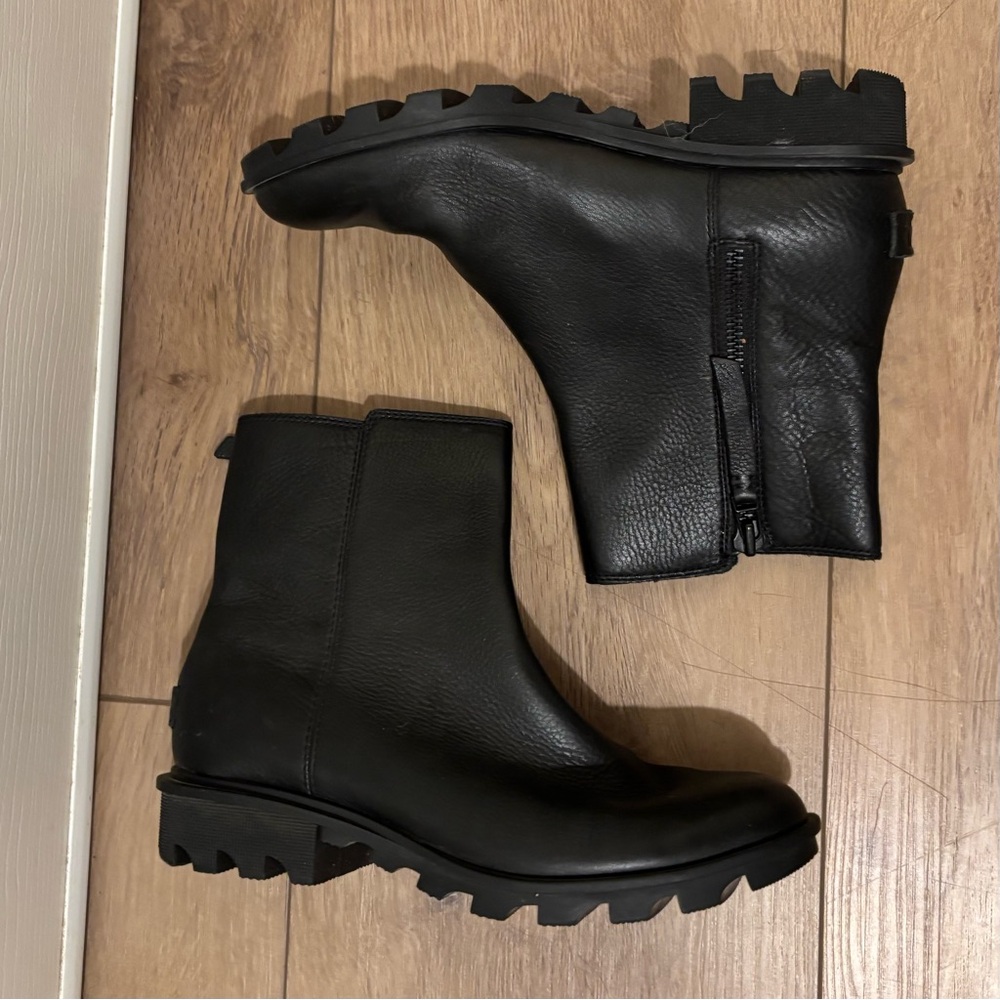 Sorel Phoenix Zip Boot, Black, Size 8.5